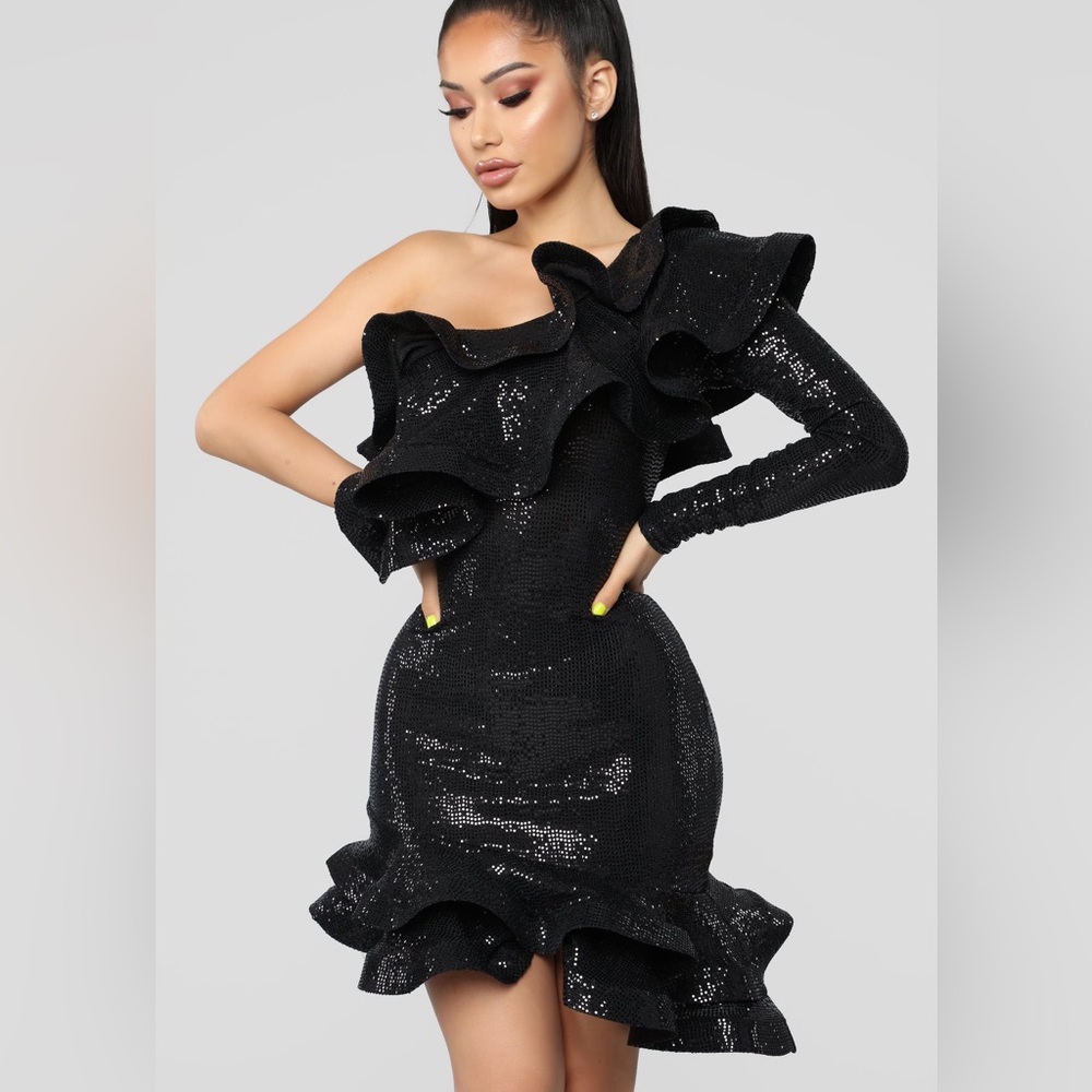 NWT Fashion Nova Black Sequin Midi Dress